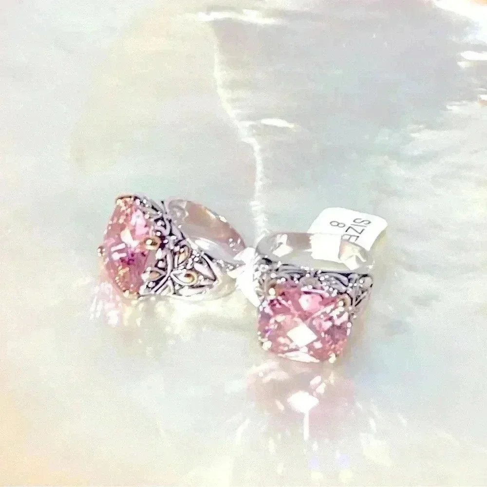 Pink cubic cocktail ring 18kGE marked size 6 statement Ring